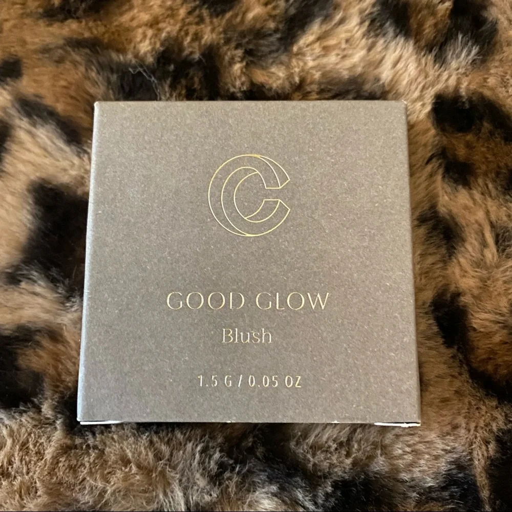 Ipsy four (4) piece beauty bundle